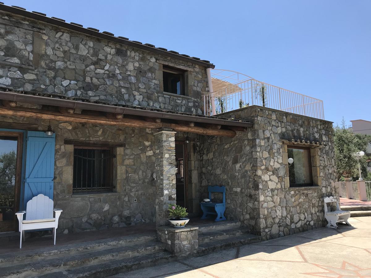 Villa Rusella With Terrace & Breathless Sea Views 마사루브렌세 외부 사진