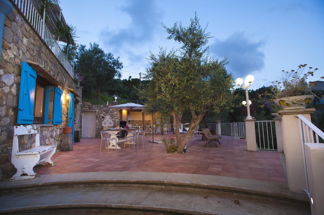 Villa Rusella With Terrace & Breathless Sea Views 마사루브렌세 외부 사진