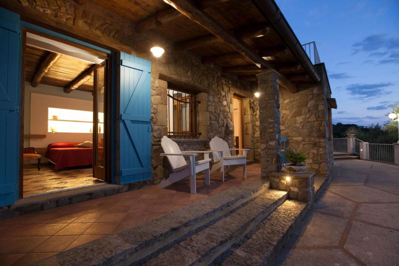 Villa Rusella With Terrace & Breathless Sea Views 마사루브렌세 외부 사진