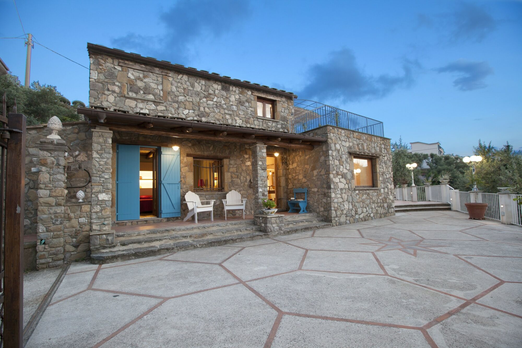 Villa Rusella With Terrace & Breathless Sea Views 마사루브렌세 외부 사진